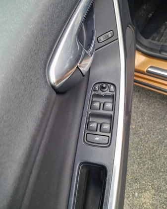 Volvo V60 cena 29000 przebieg: 265000, rok produkcji 2011 z Iłowa małe 277
